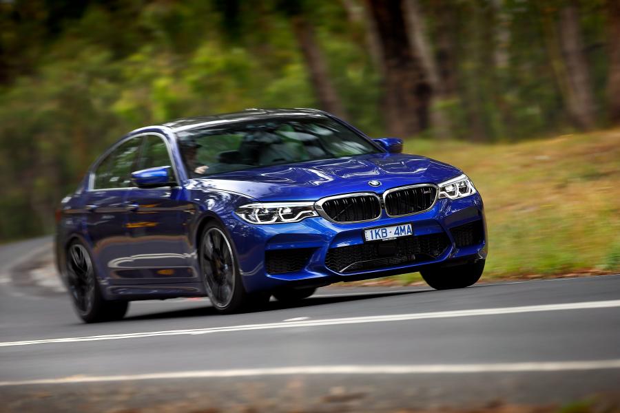  BMW M5 (F90) 2018 года  (AU) (фото 1 из 31)